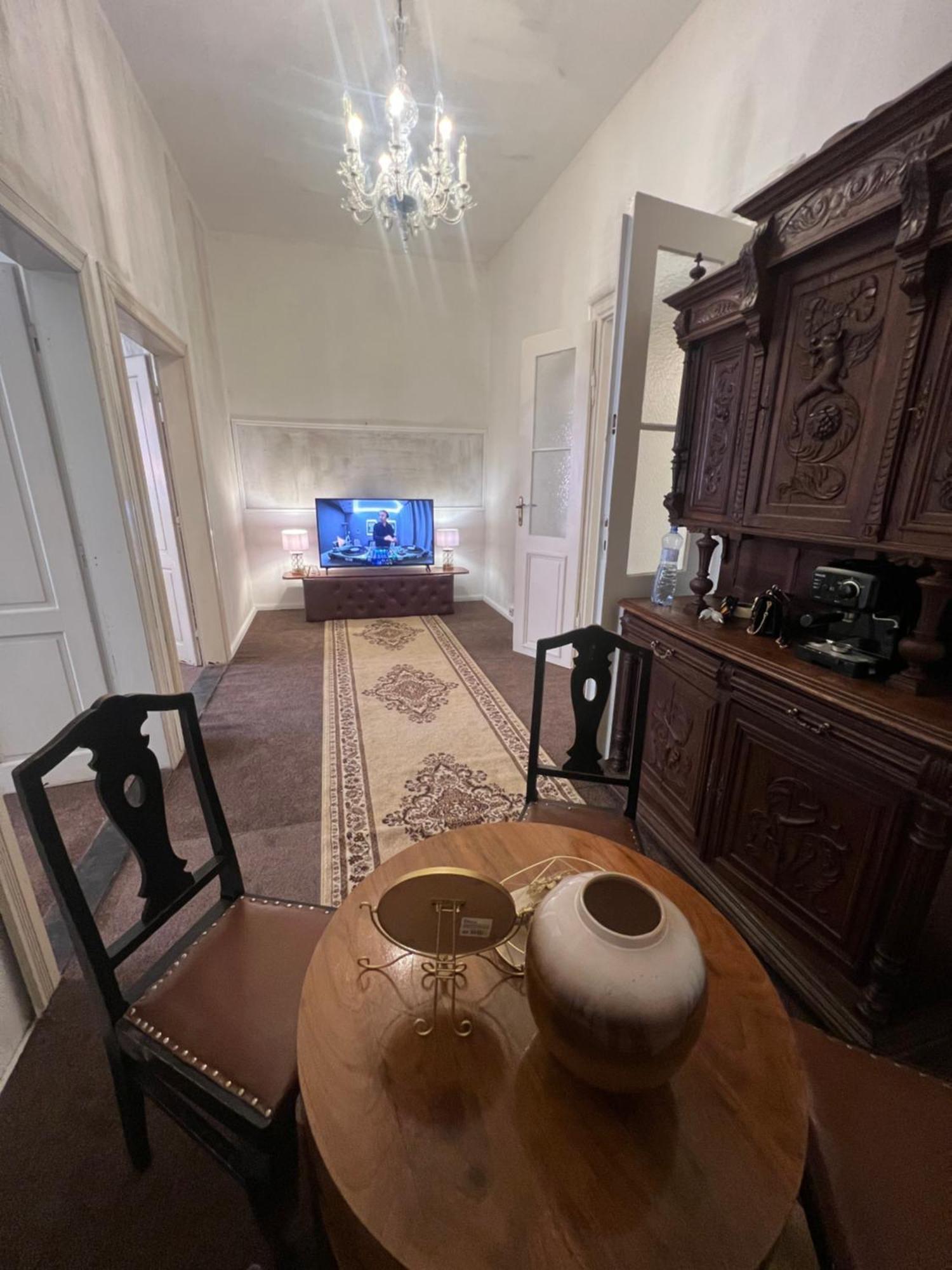 Csaky Palace 2 Apartment *