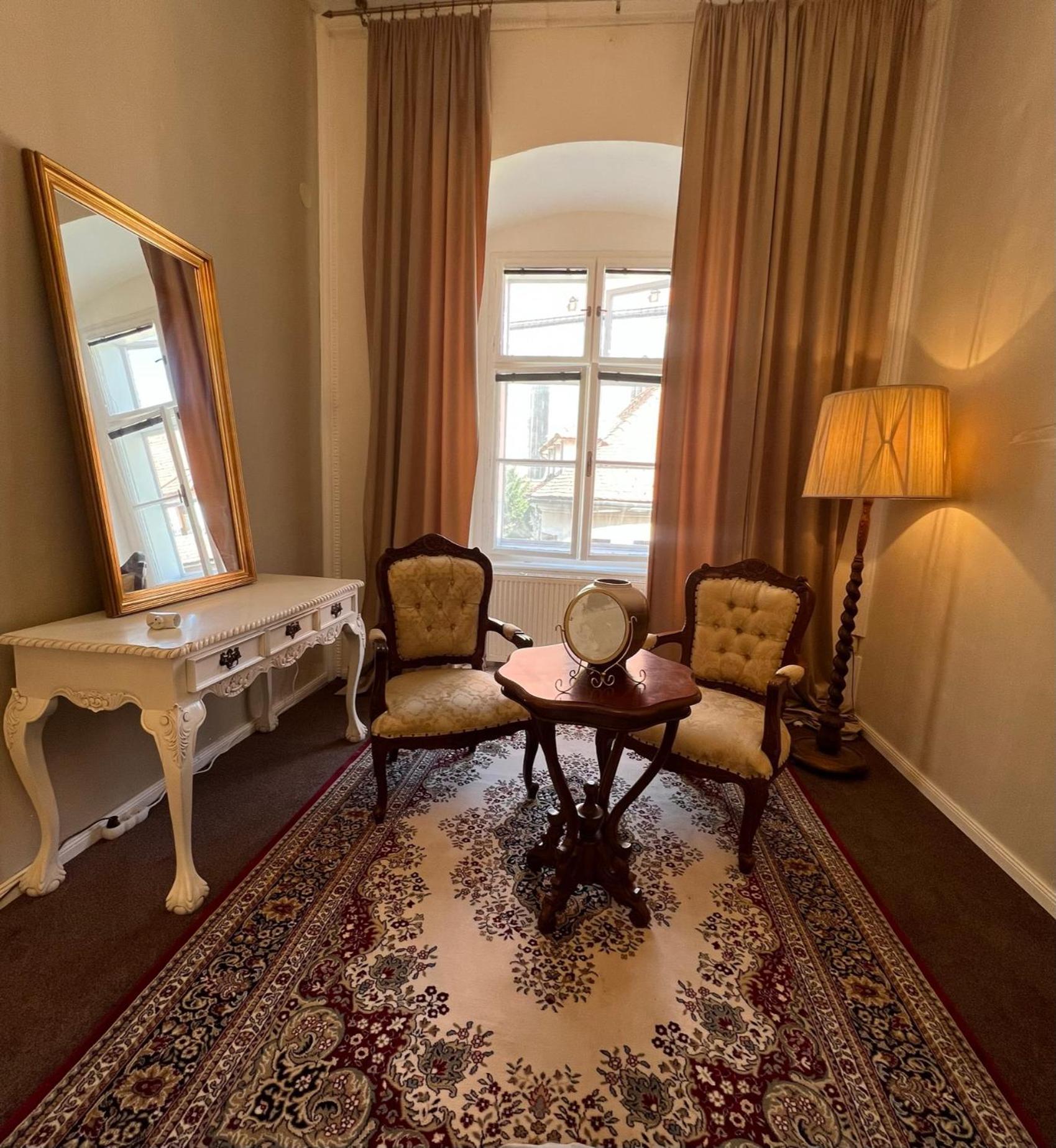 Apartment Csaky Palace 2